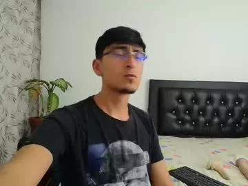 versatileguuy from Chaturbate is Freechat