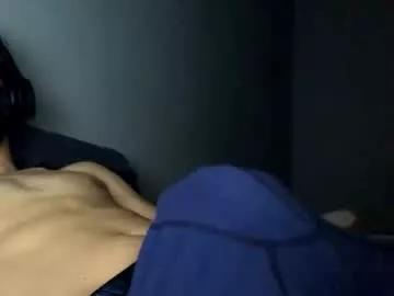 Vicente24milf from Chaturbate