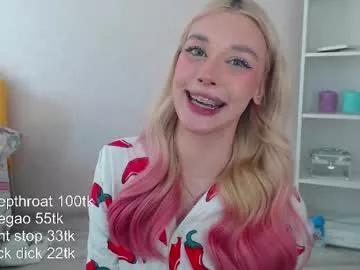 Try our streaming cams variety and talk on a personal level with our adorable girls streamers, showing off their bountiful shapes and dildos.