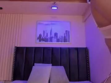 viiolett_lee from Chaturbate