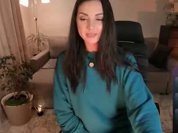 vikibellson from Chaturbate