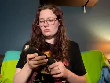 Vikingandvixen44 from Chaturbate