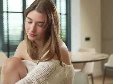 villanelle_l from Chaturbate