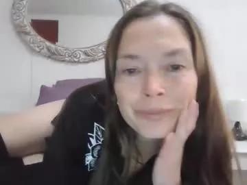 vivi_bee from Chaturbate