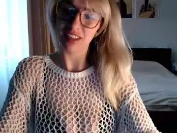 vivica_coke from Chaturbate