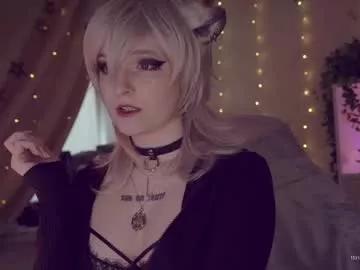 vronnier from Chaturbate is Freechat