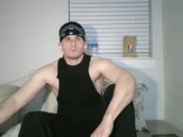 wannagetwitu from Chaturbate