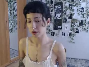 Wavy_nights from Chaturbate
