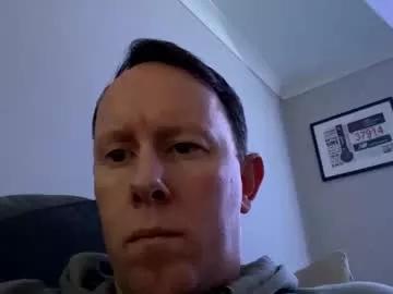 wellhung197881 from Chaturbate