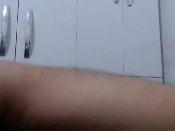 wellingtont from Chaturbate