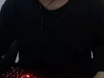 Wellingtont from Chaturbate