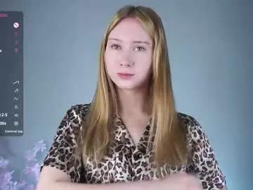 willabelow from Chaturbate