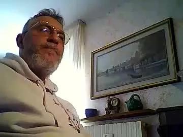 willfire71 from Chaturbate