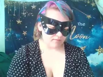 worriedrose_xo from Chaturbate