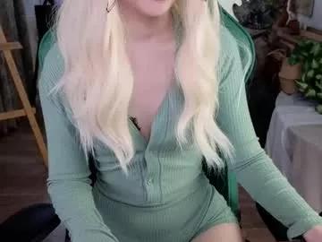 wow_serena from Chaturbate