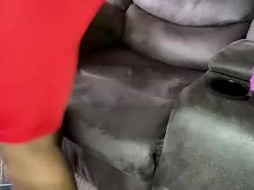 x__kingjamesjones from Chaturbate