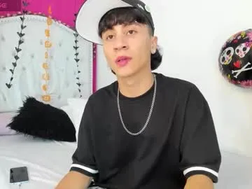 Xaandergrey from Chaturbate