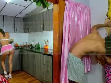 xsexys_girlsx from Chaturbate