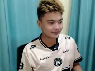 xxhotloyd_cummerx on Chaturbate 