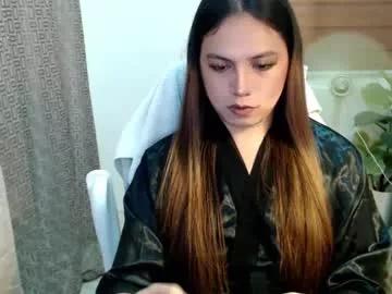 xxjulielovesyouxx from Chaturbate