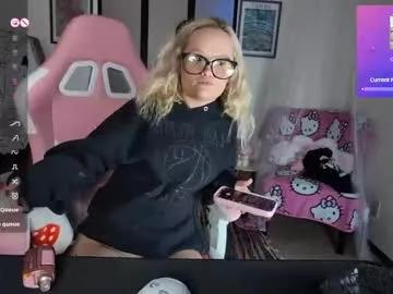 xxnaughtynicolexx from Chaturbate
