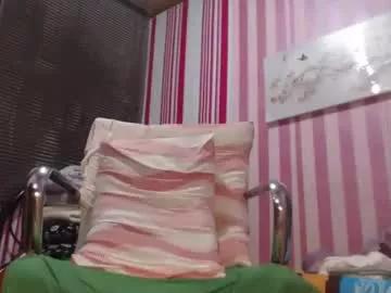 xxrowenatastycockforyouxx from Chaturbate