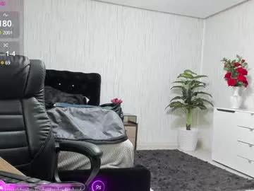 Cling to live show with xxsecretdesirexx from Chaturbate 