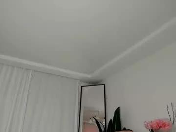 xxx_leila from Chaturbate