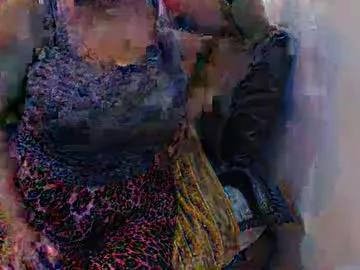 xxxbustybabe27x from Chaturbate