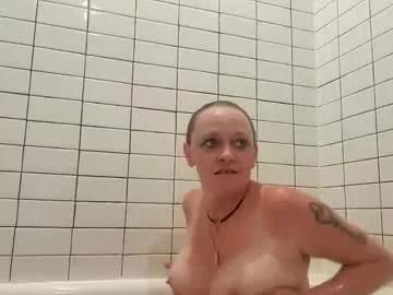 xxxqueenmandydickenz from Chaturbate