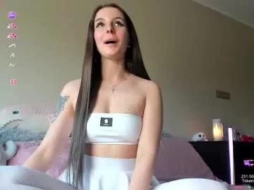 yaraliebe from Chaturbate