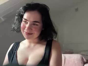yeahrina from Chaturbate is Freechat