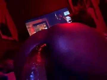 yelladaniella from Chaturbate