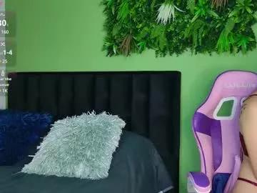 yenn_claros from Chaturbate