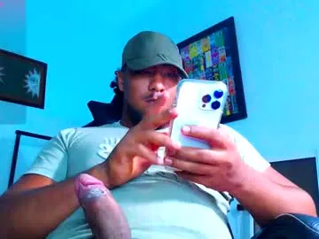 yosoy_enzo2020 from Chaturbate