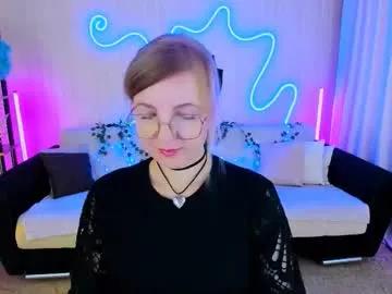 Youruniverser from Chaturbate