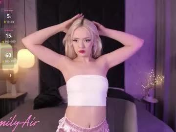 Try our streaming cams variety and talk on a personal level with our adorable girls streamers, showing off their bountiful shapes and dildos.