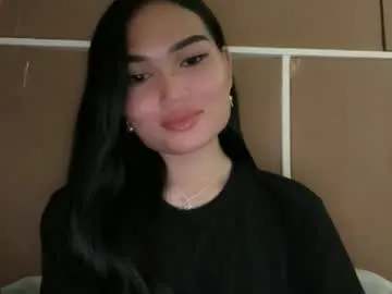 yrdrmgrl_jennie26 on Chaturbate 