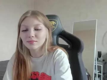 Yunarosee from Chaturbate
