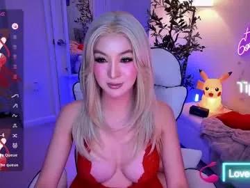 Yurasiand0ll from Chaturbate