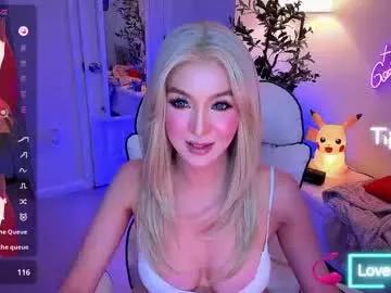 Yurasiand0ll from Chaturbate