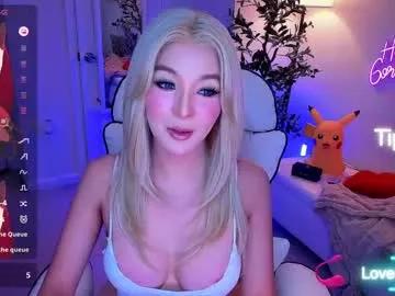 Yurasiand0ll from Chaturbate