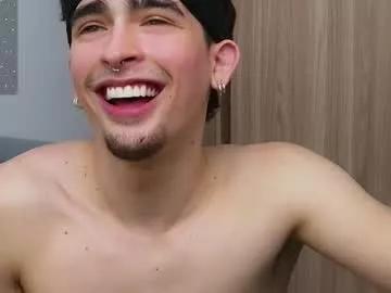 zenn_rush from Chaturbate