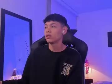 Zeus_blaze from Chaturbate