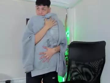 Zeus_blaze from Chaturbate