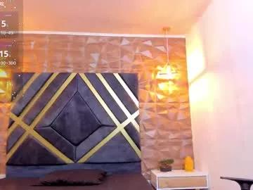 zoee_martins_ from Chaturbate