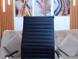 anddy_white from Flirt4Free