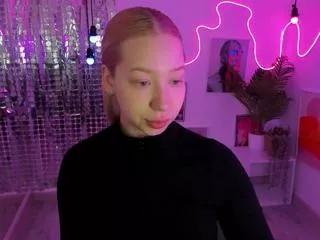annabelle_lumi from Flirt4Free
