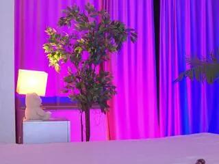 chica_ora from Flirt4Free