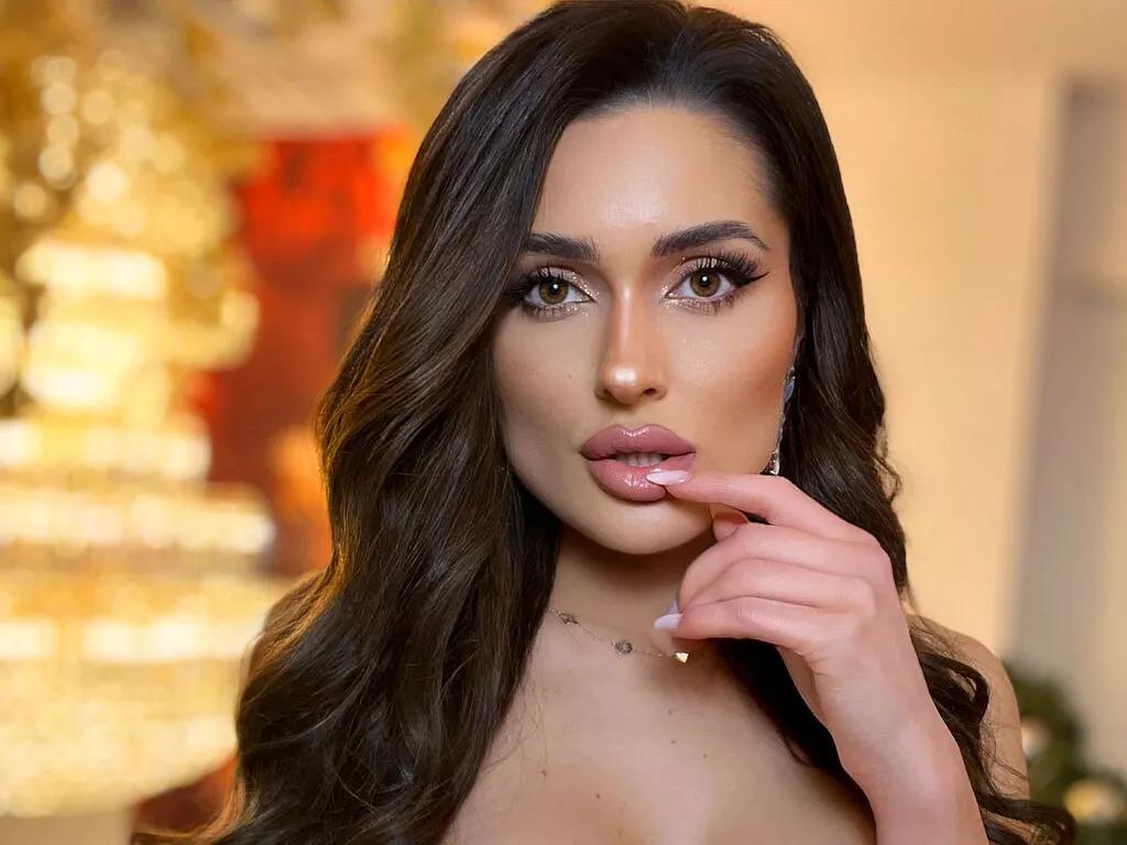 Cling to live show with Evie from LiveJasmin 